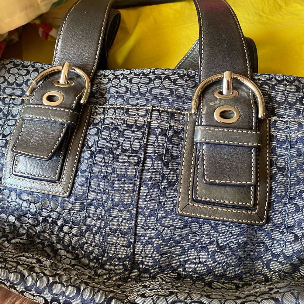 Coach mid size purse and wallet